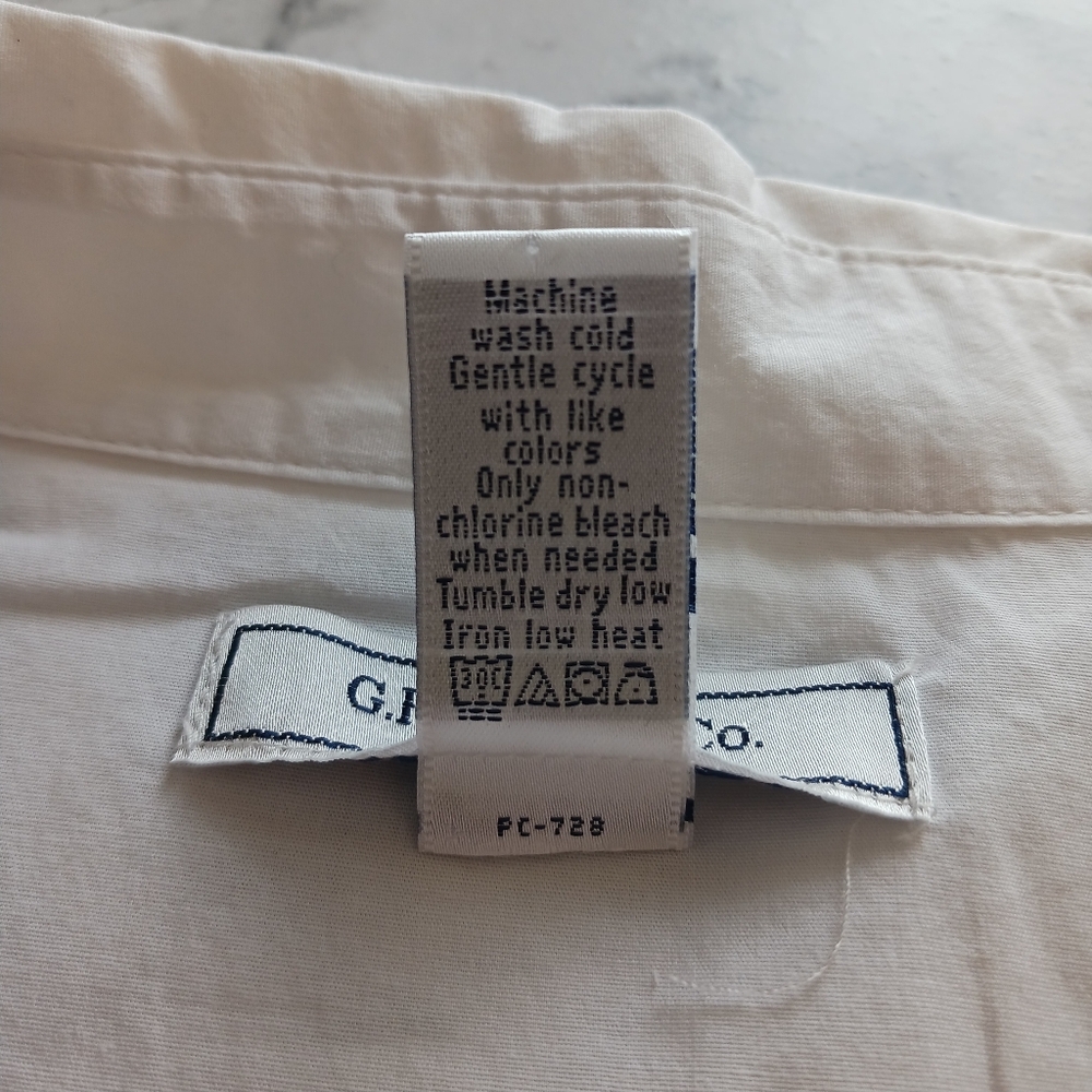 G.H. Bass & Co. Stretch White Short Sleeve Button Up Size XL - Picture 6 of 7